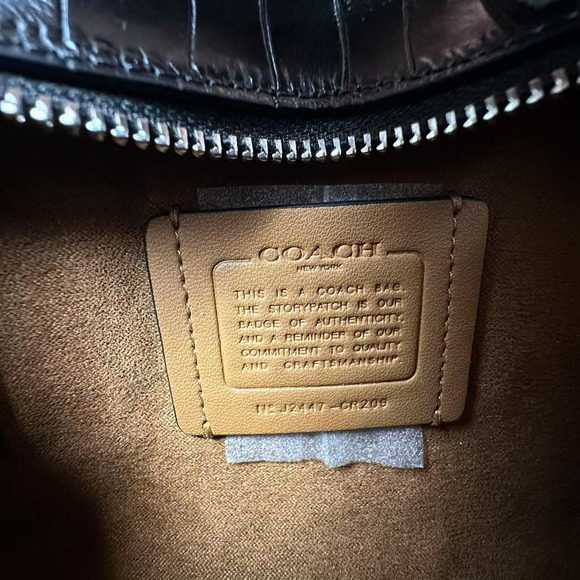 Coach Andrea Mini Carryall Crossbody Bag Crocodile-embossed Leather CR209 Black - Picture 9 of 9